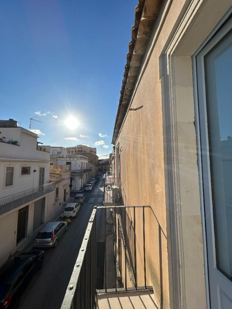 Cavour69 Avola Exterior foto